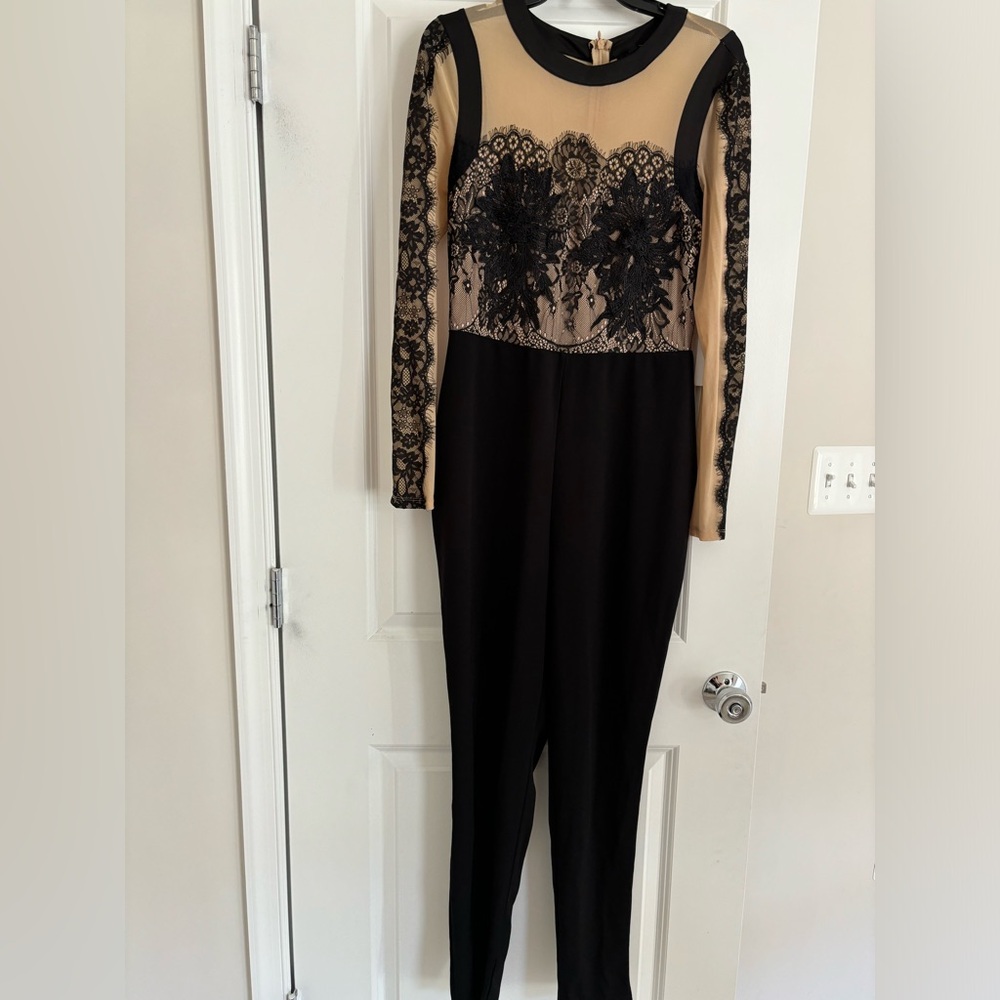 Brand new IRIS black and beige JMP